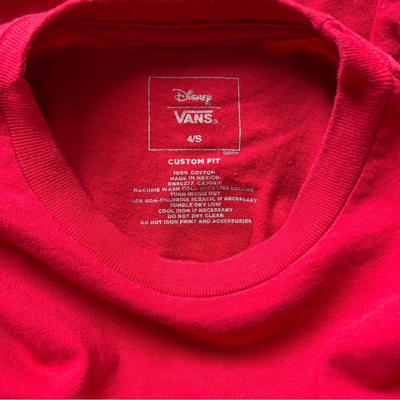 Vans x Disney Kids Red The Original Mickey Mouse Graphic T Shirt Size 4/Small - Picture 6 of 6
